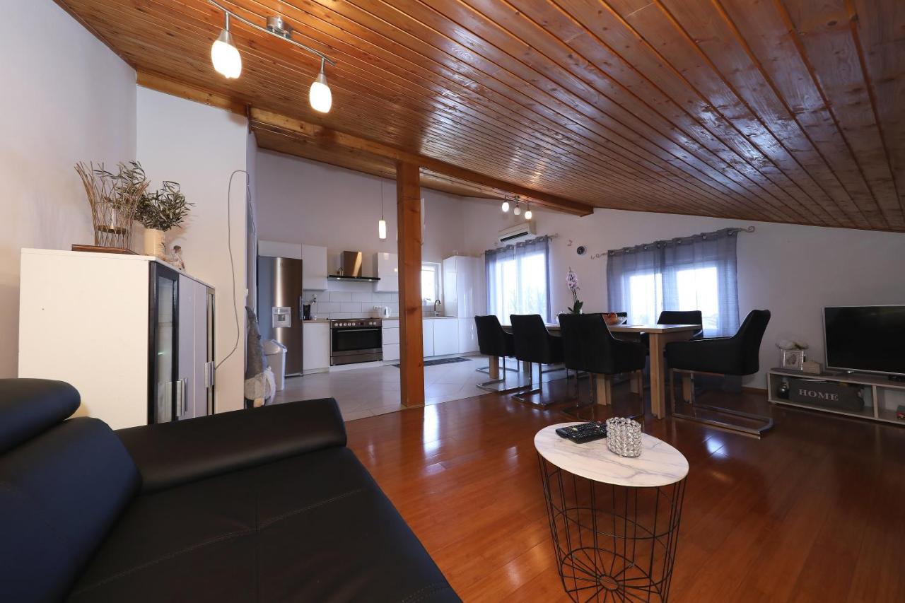 Apartment Sea Pearl 1-ambience Kali